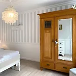 Haus Midsommer Apartamento *