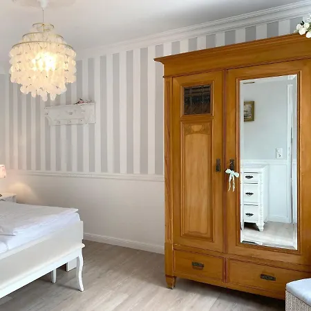 Haus Midsommer Apartment *