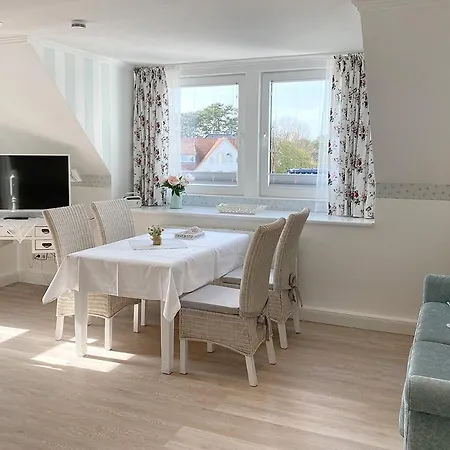 Apartment Haus Midsommer *