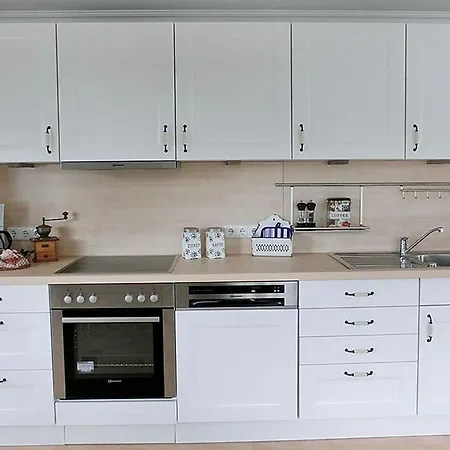 Haus Midsommer تيميندورفير ستراند