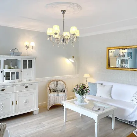 Haus Midsommer Apartman *